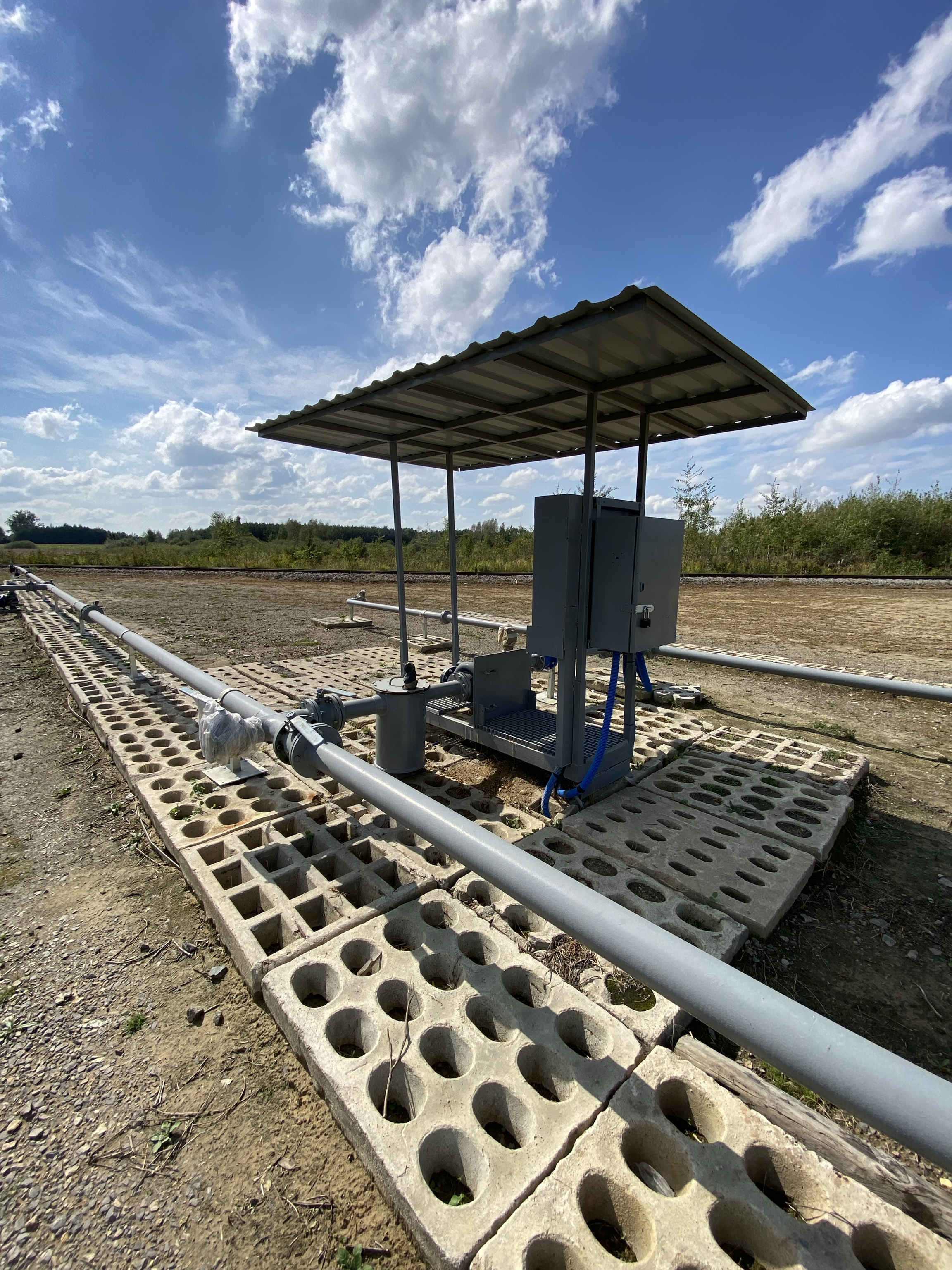 Stacja pompowa BST zabezpieczona obudową terminal przeładunkowy